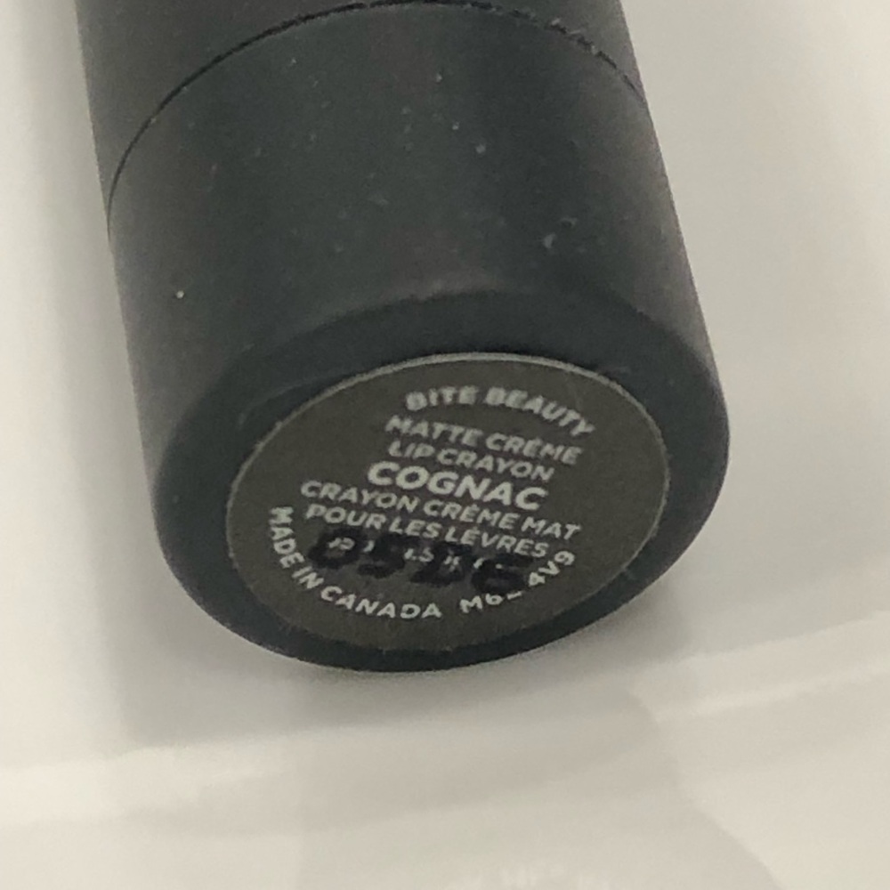 Bite Beauty Cognac Matte Crème Lip Crayon Original Formula Full Size New - Picture 6 of 9